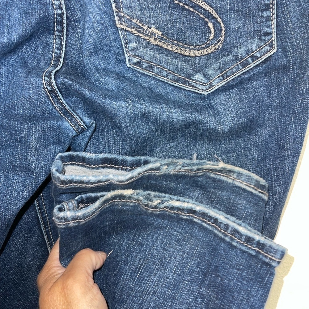 Silver Elyse Slim bootcut jeans. Size 31 x 33 GUC - Picture 5 of 7
